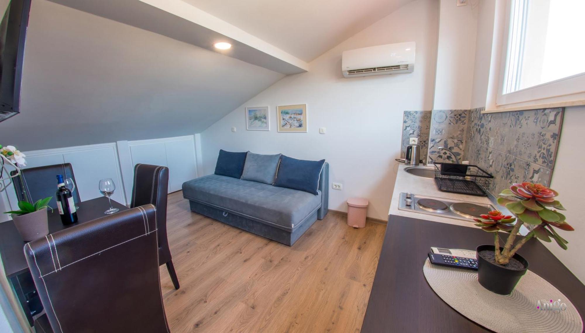 Apartments Enigma - With Private Parking Mostar Buitenkant foto