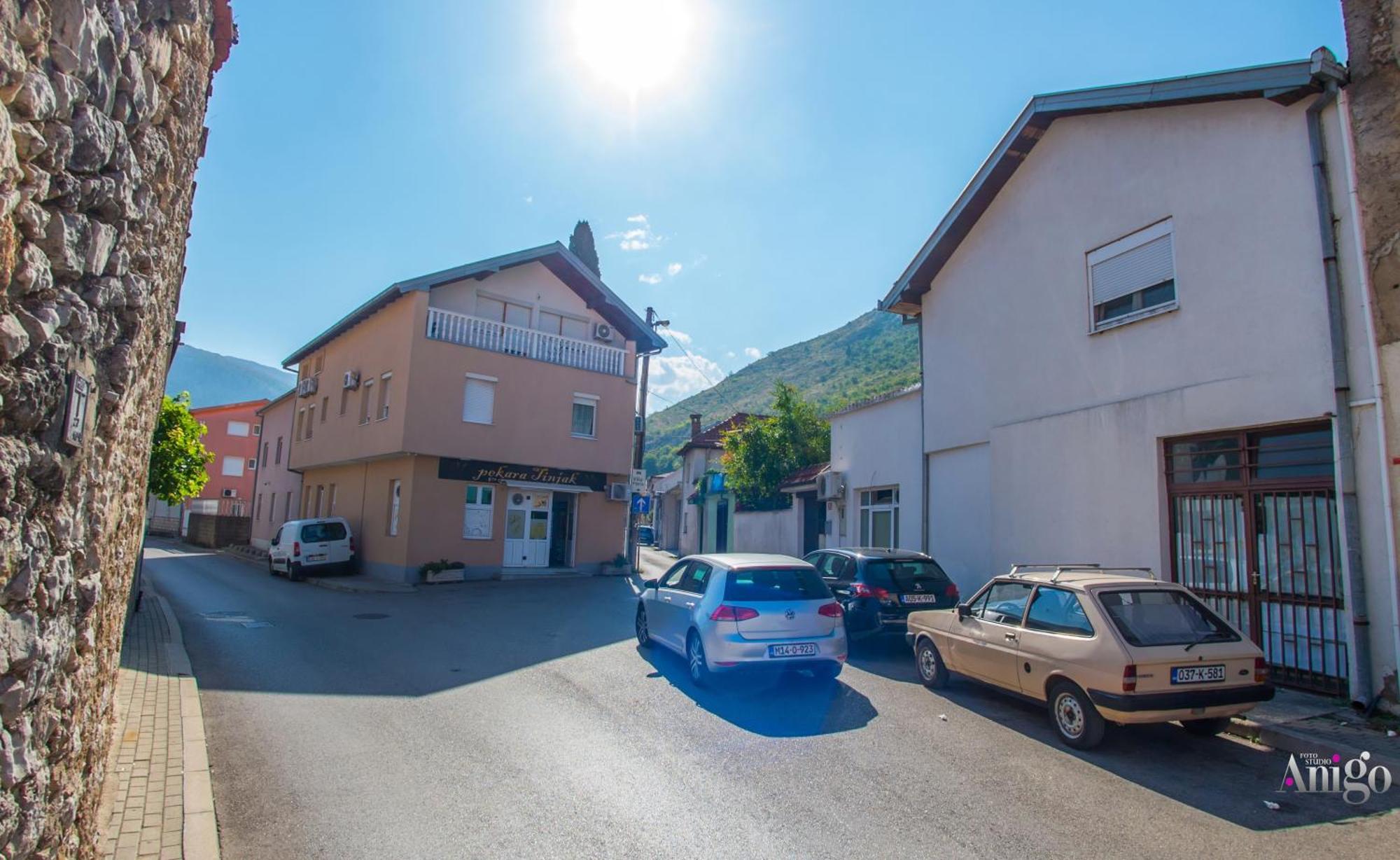 Apartments Enigma - With Private Parking Mostar Buitenkant foto