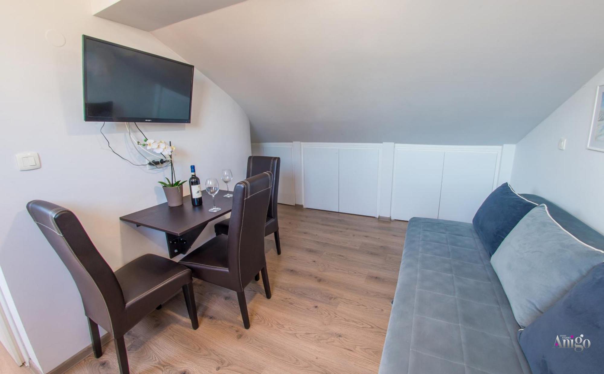 Apartments Enigma - With Private Parking Mostar Buitenkant foto