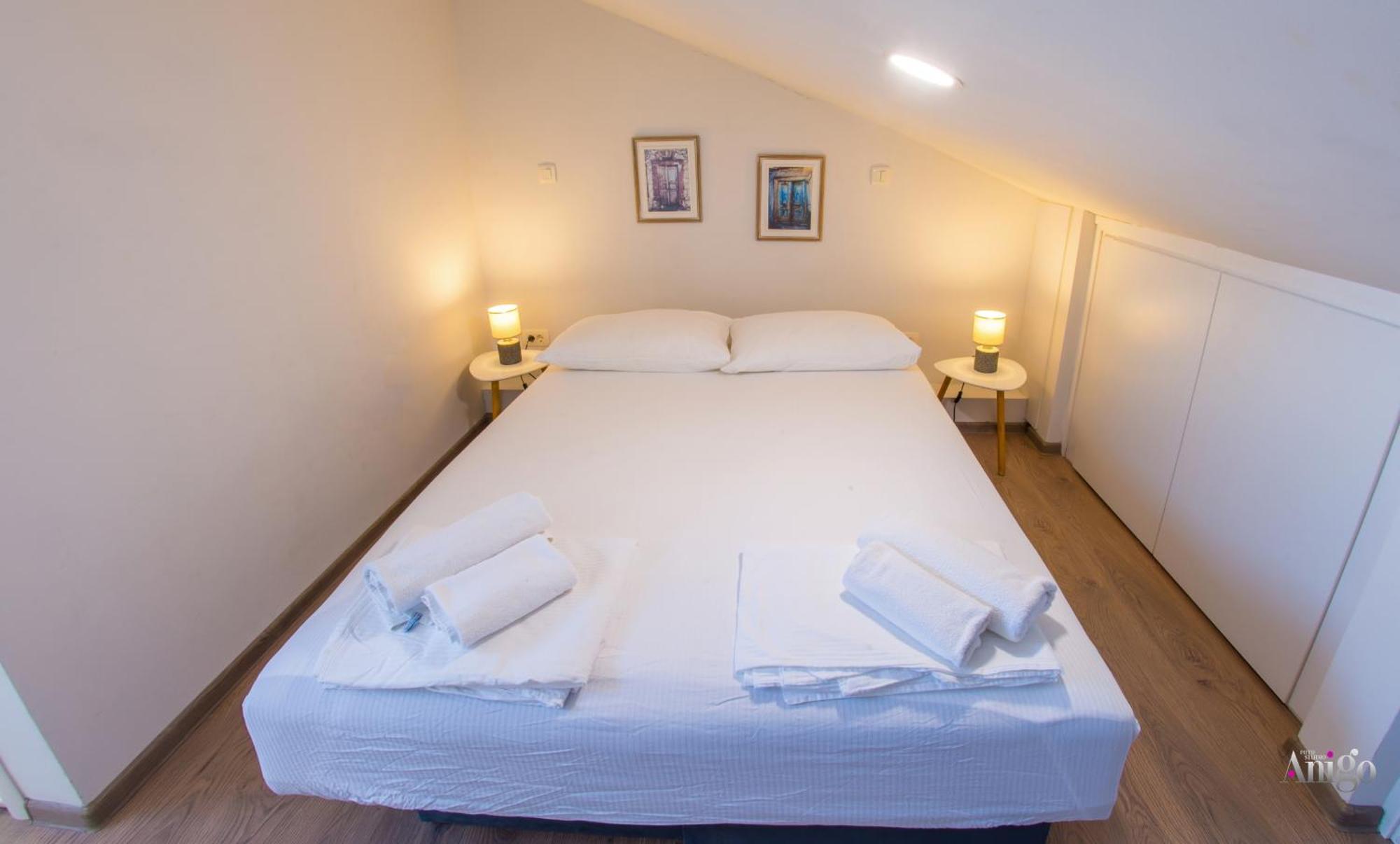 Apartments Enigma - With Private Parking Mostar Buitenkant foto